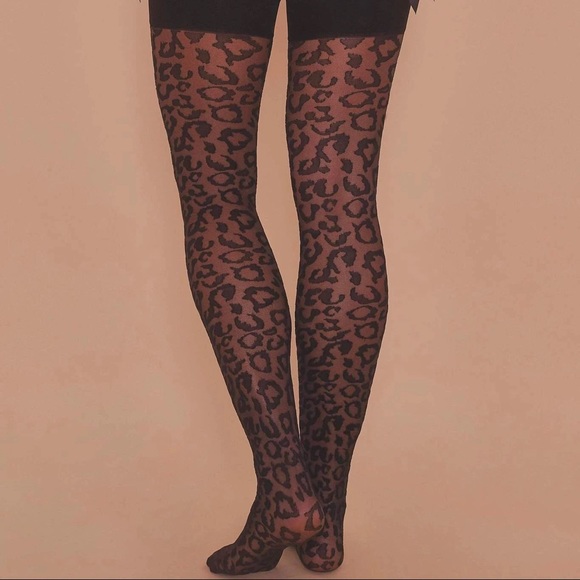 ✨NWT Bettie Page 🦋 Black Leopard Knit Stockings - Picture 4 of 15
